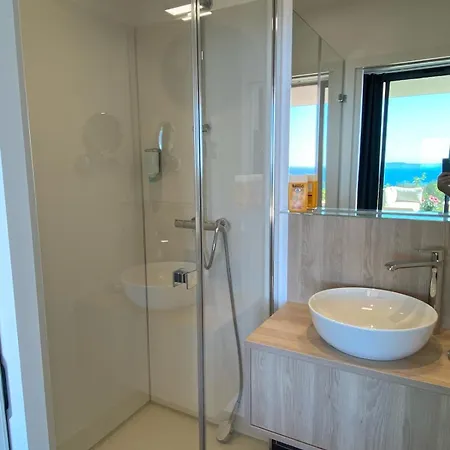Boreas - Pool, Sea View & 빌라